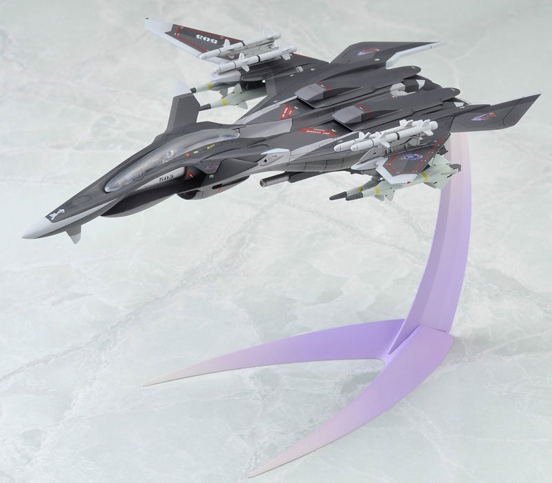 Yukikaze: Mave Yukikaze FFR-41MR 1/100 Scale Figure Plane Replic